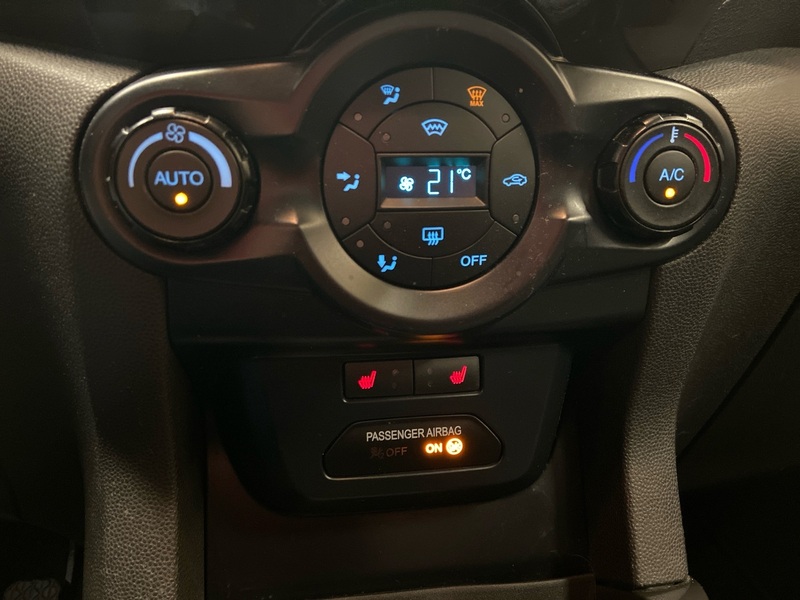 Ford Ecosport vaihtoauto
