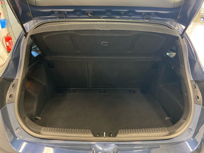 Hyundai i30 5d vaihtoauto