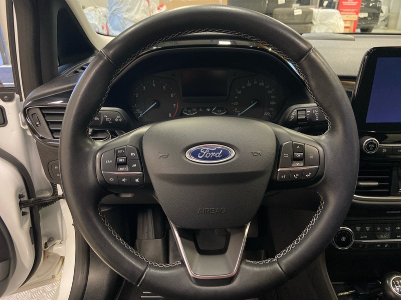 Ford Fiesta vaihtoauto