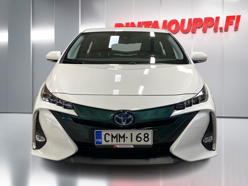 Toyota Prius Plug-in vaihtoauto