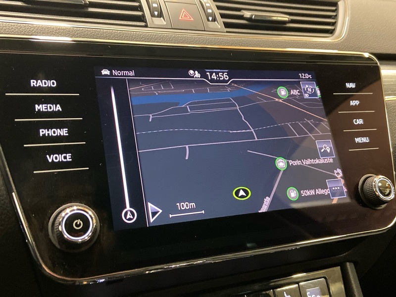 Skoda Superb vaihtoauto