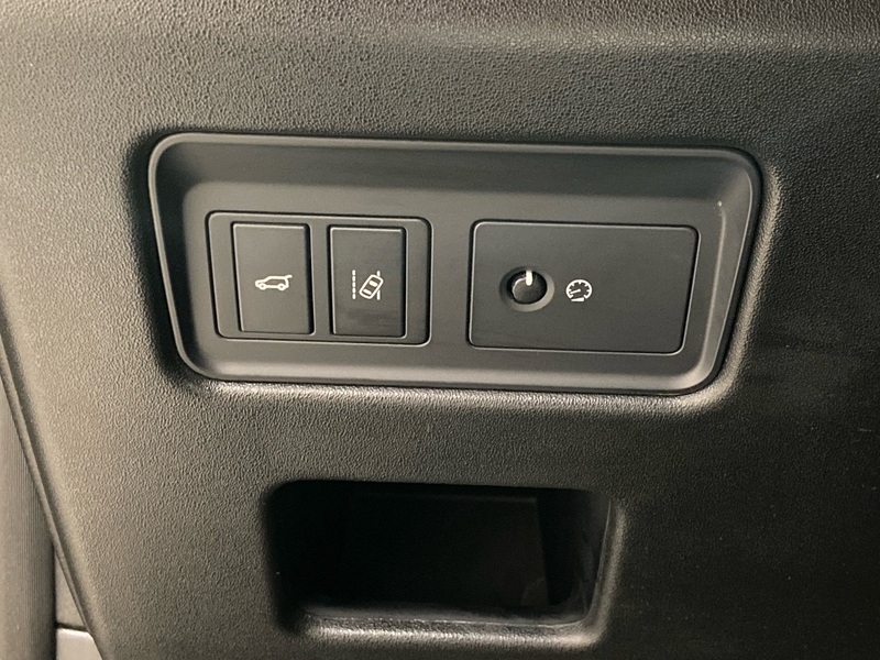 Land Rover Discovery vaihtoauto