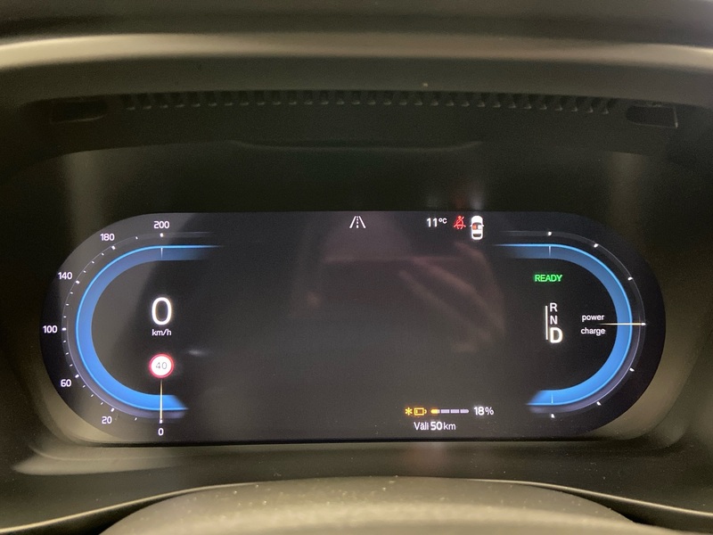 Volvo XC40 vaihtoauto