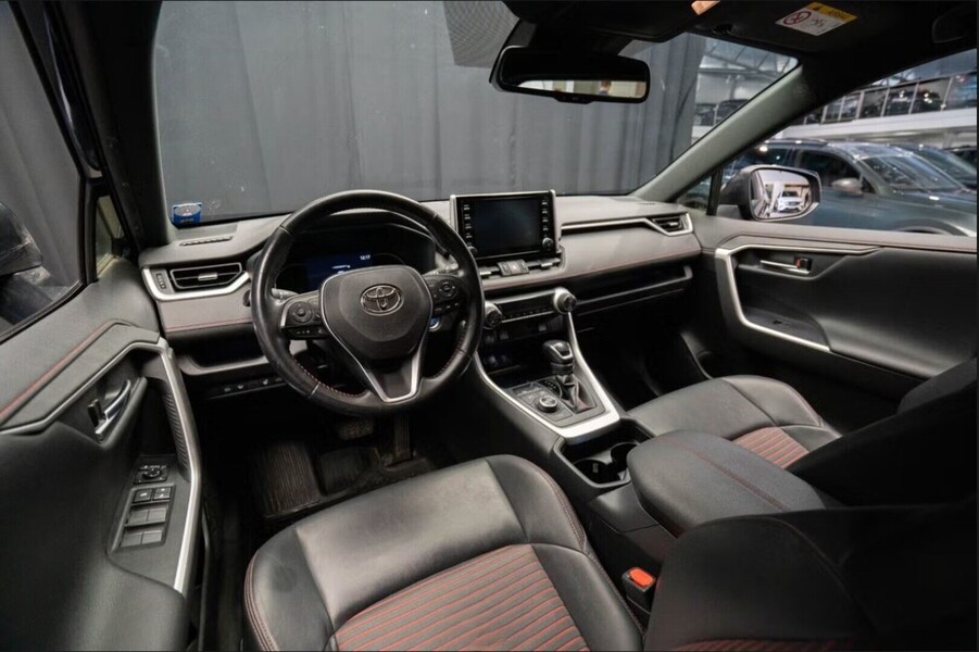Toyota RAV4 vaihtoauto