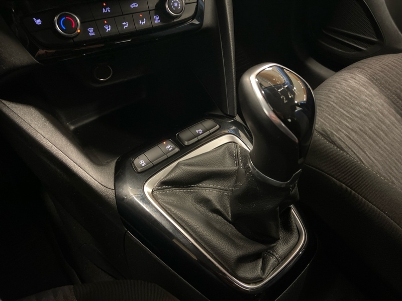 Opel Corsa vaihtoauto