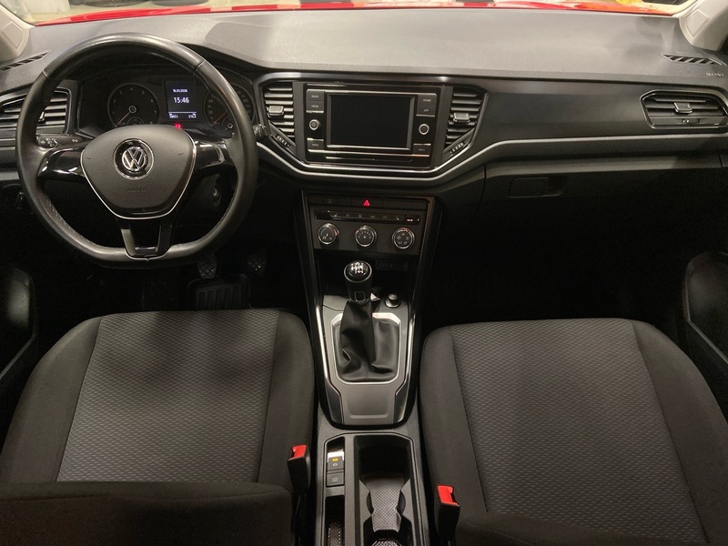 Volkswagen T-Roc vaihtoauto