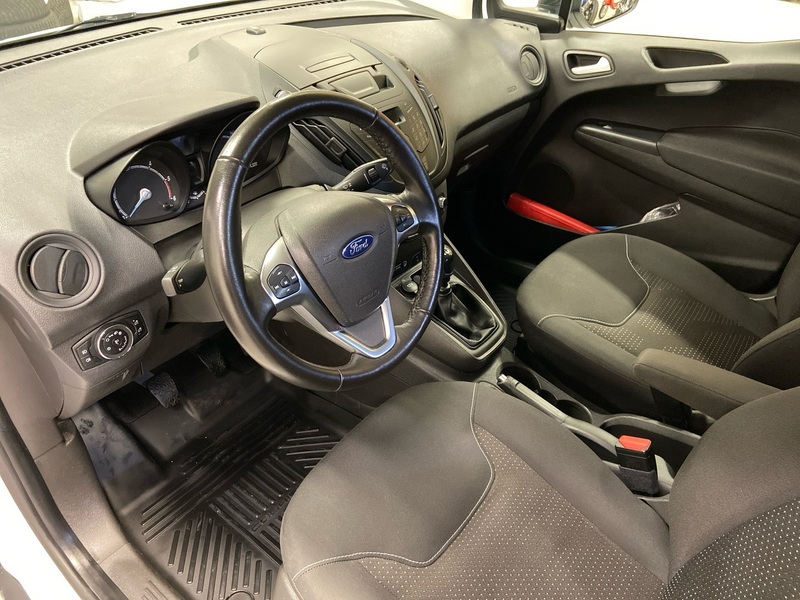 Ford Transit Courier vaihtoauto