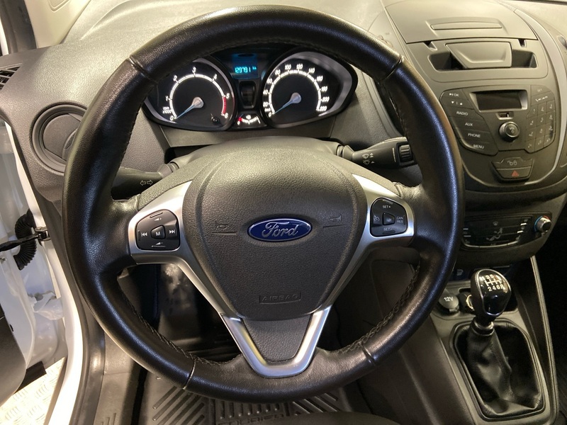 Ford Transit Courier vaihtoauto