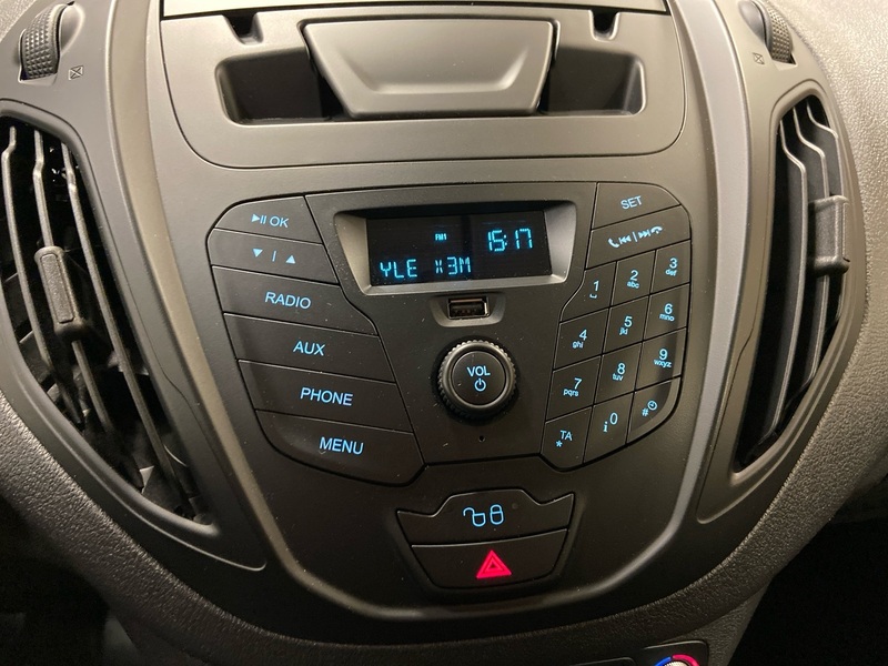 Ford Transit Courier vaihtoauto