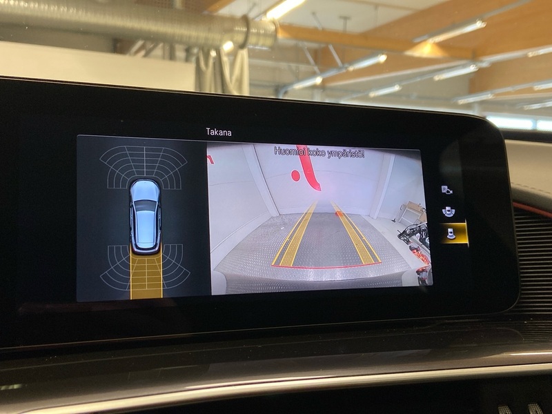 Mercedes-Benz EQC vaihtoauto