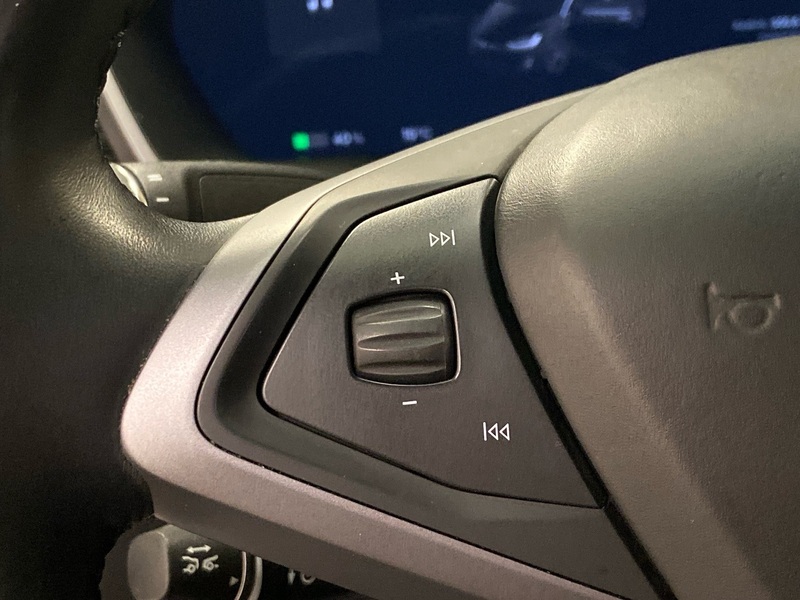 Tesla Model X vaihtoauto