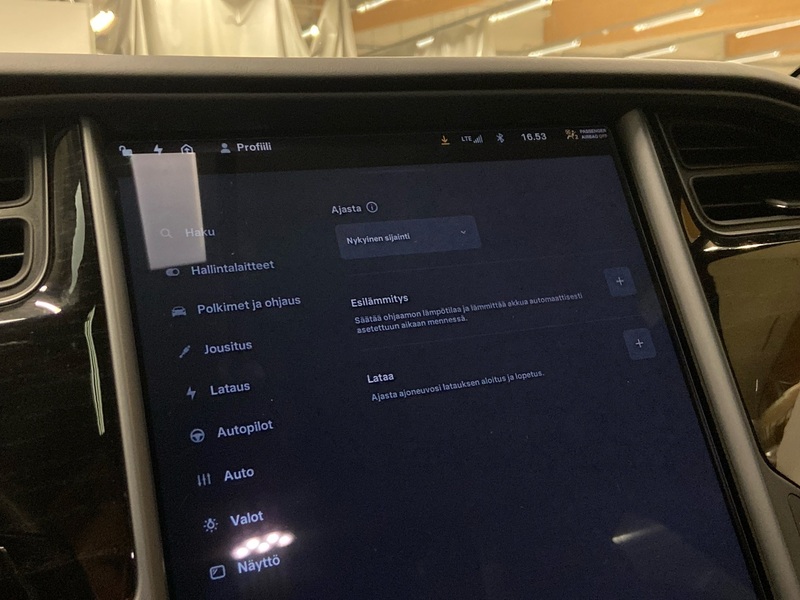 Tesla Model X vaihtoauto