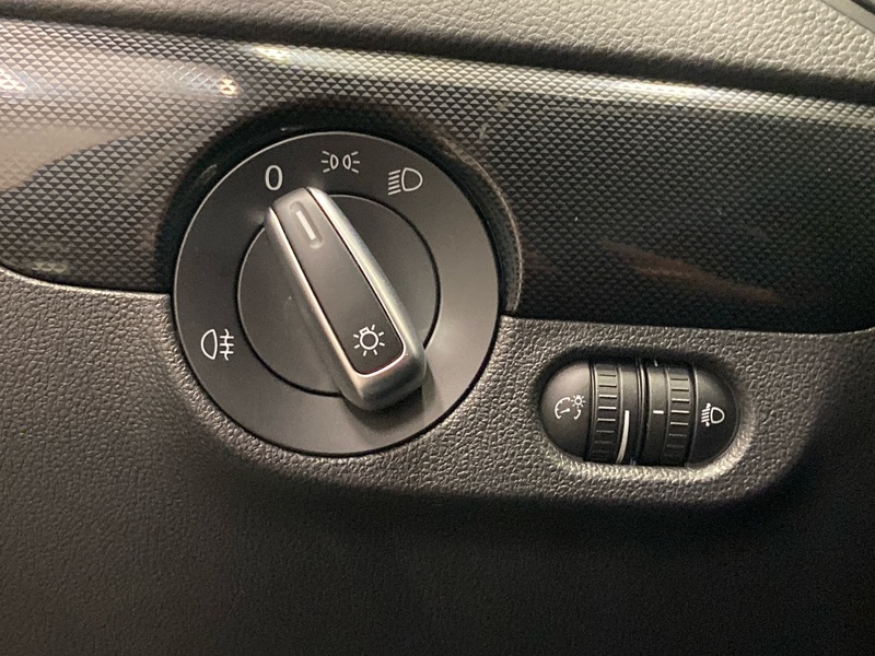 Volkswagen Jetta vaihtoauto