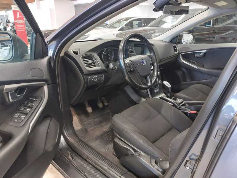 Volvo V40 vaihtoauto