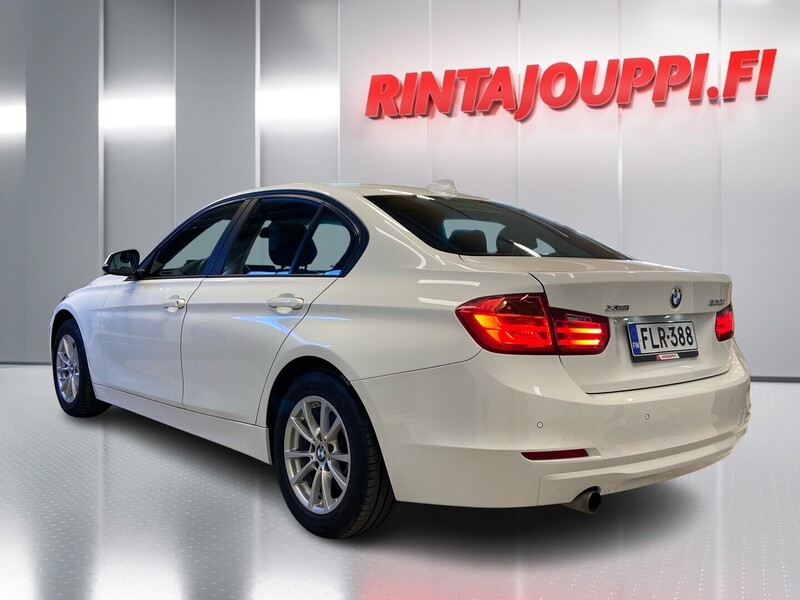 BMW 320 vaihtoauto