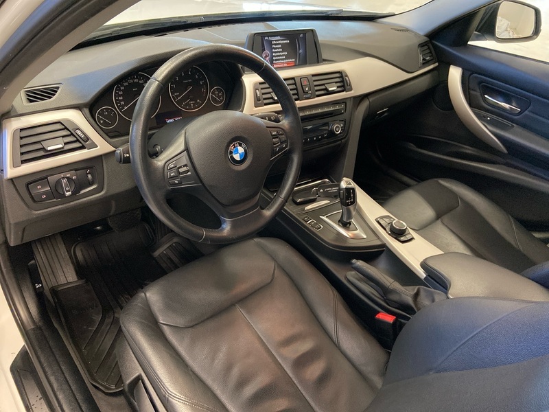 BMW 320 vaihtoauto