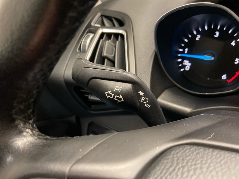 Ford Grand C-MAX vaihtoauto