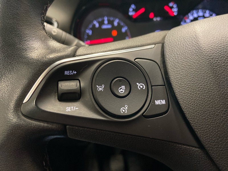 Opel Crossland X vaihtoauto