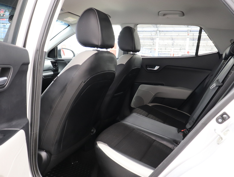 Kia Stonic vaihtoauto