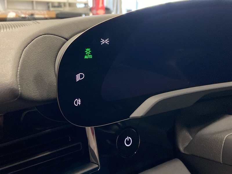 Porsche Taycan vaihtoauto