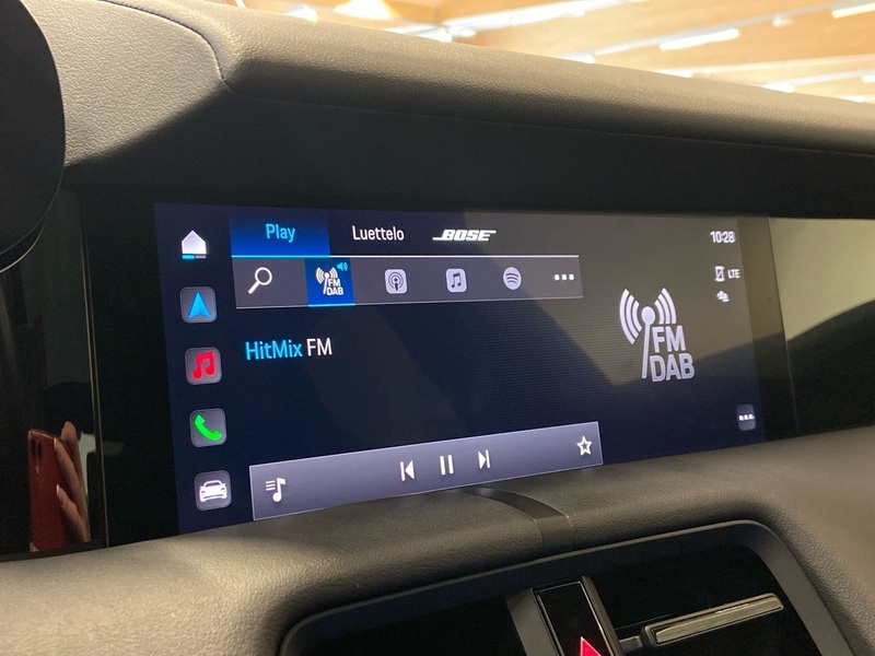Porsche Taycan vaihtoauto