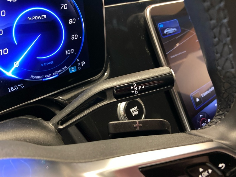 Mercedes-Benz EQE vaihtoauto