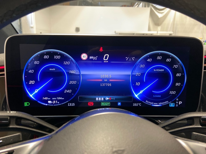 Mercedes-Benz EQE vaihtoauto