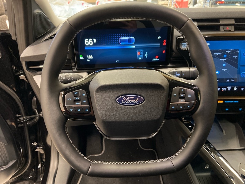 Ford Puma Gen-E vaihtoauto