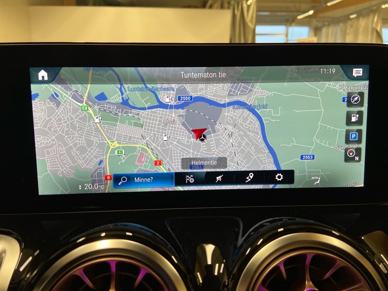 Mercedes-Benz EQB vaihtoauto