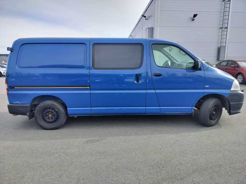 Toyota Hiace vaihtoauto