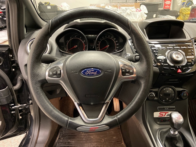 Ford Fiesta vaihtoauto