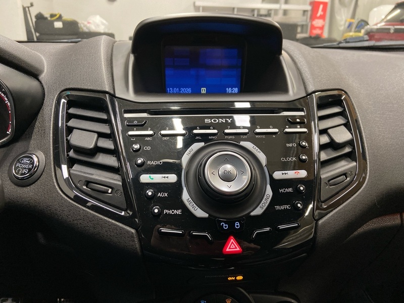 Ford Fiesta vaihtoauto