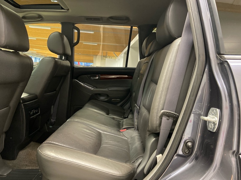 Toyota Land Cruiser vaihtoauto