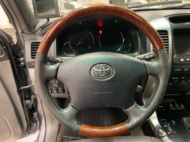 Toyota Land Cruiser vaihtoauto