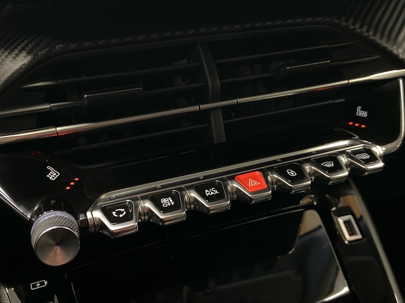 Peugeot e-2008 vaihtoauto