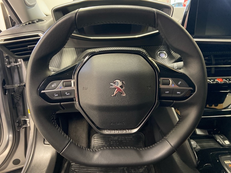 Peugeot e-2008 vaihtoauto