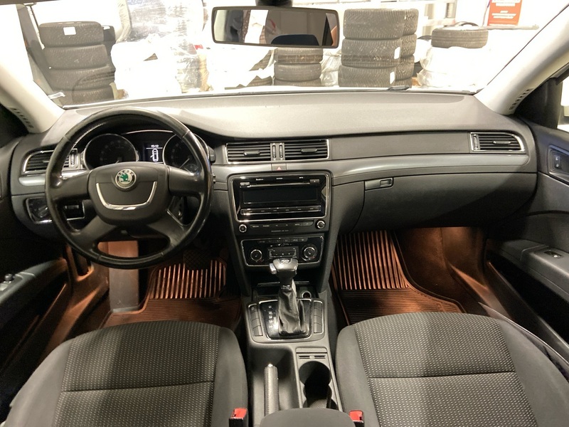 Skoda Superb vaihtoauto