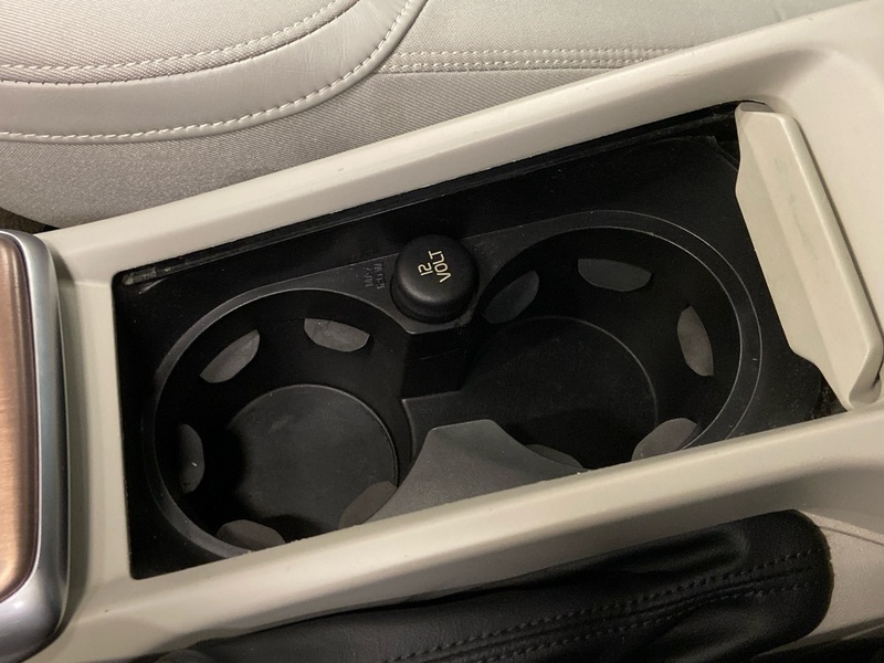 Volvo V40 Cross Country vaihtoauto