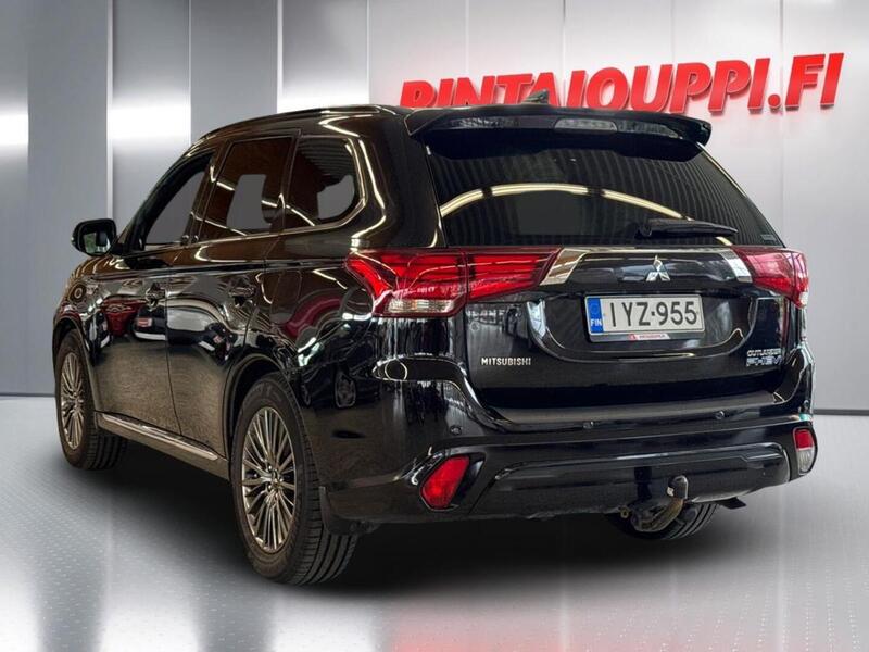 Mitsubishi Outlander PHEV vaihtoauto