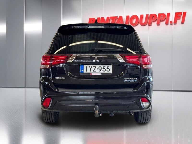 Mitsubishi Outlander PHEV vaihtoauto