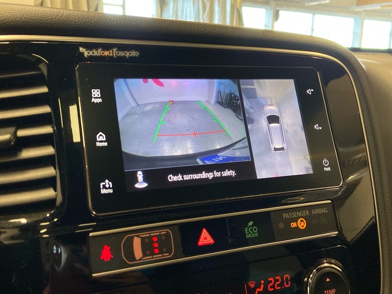 Mitsubishi Outlander PHEV vaihtoauto