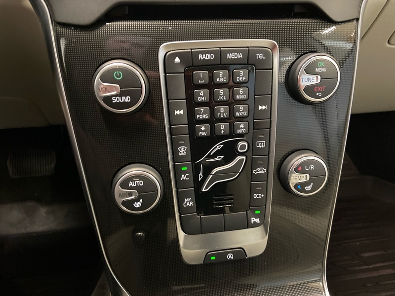 Volvo V40 Cross Country vaihtoauto