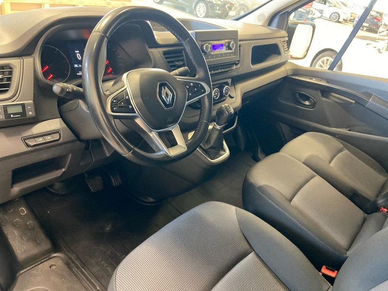 Renault Trafic vaihtoauto