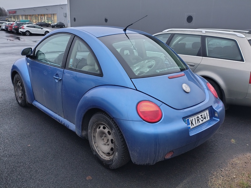 Volkswagen New Beetle vaihtoauto