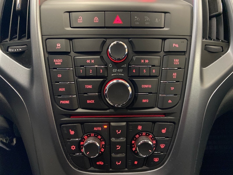 Opel Astra vaihtoauto