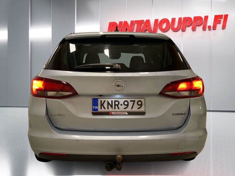 Opel Astra vaihtoauto