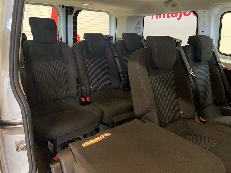 Ford Tourneo Custom vaihtoauto