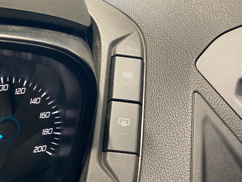 Ford Tourneo Custom vaihtoauto