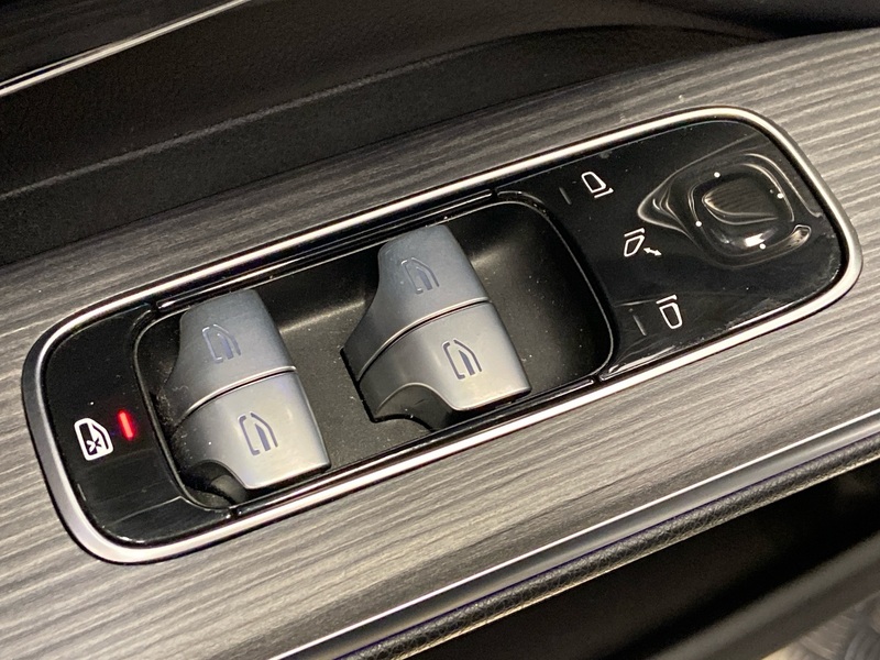 Mercedes-Benz EQS vaihtoauto