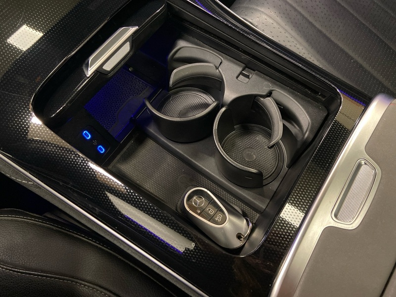 Mercedes-Benz EQS vaihtoauto